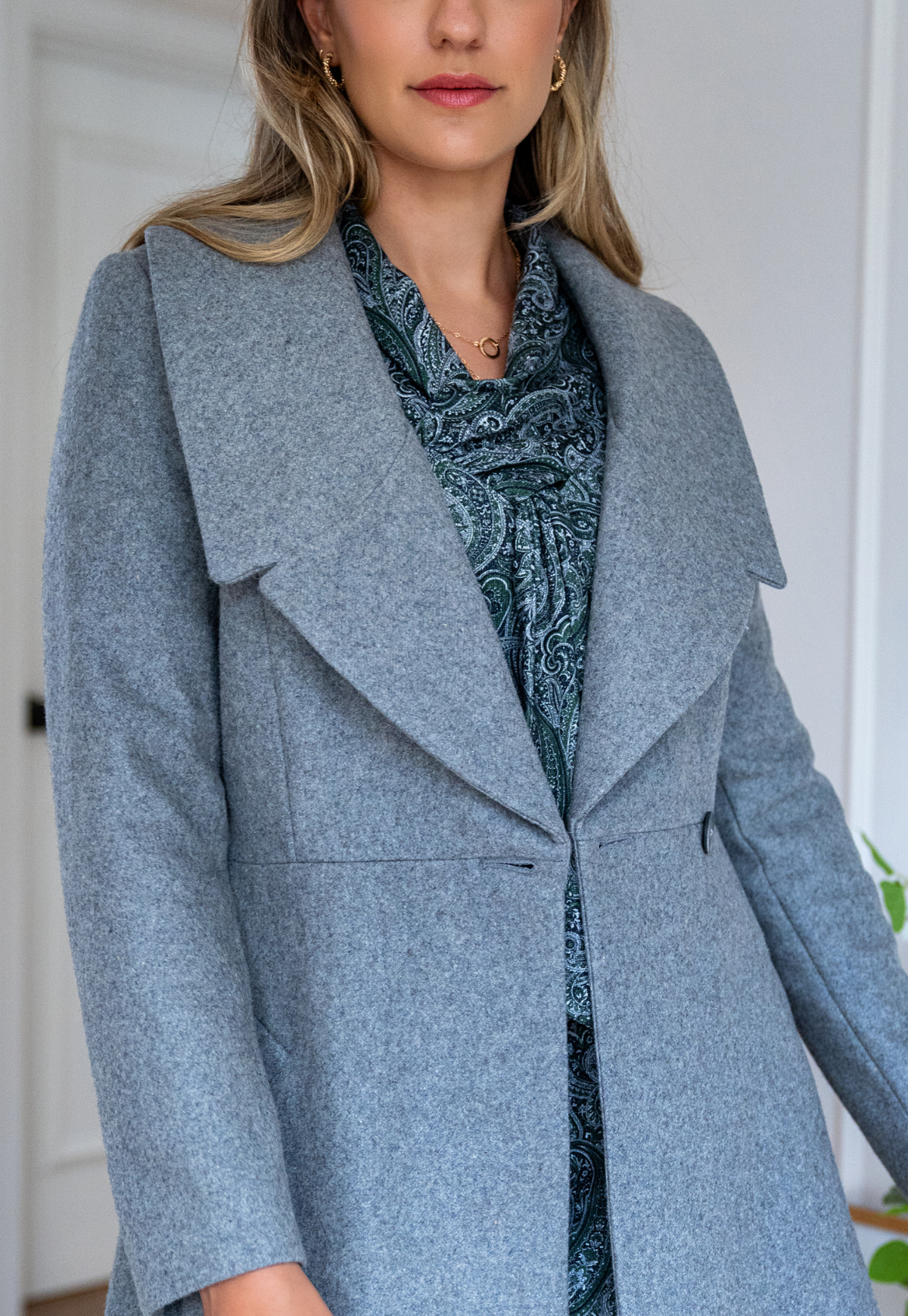 Charlotte grey coat