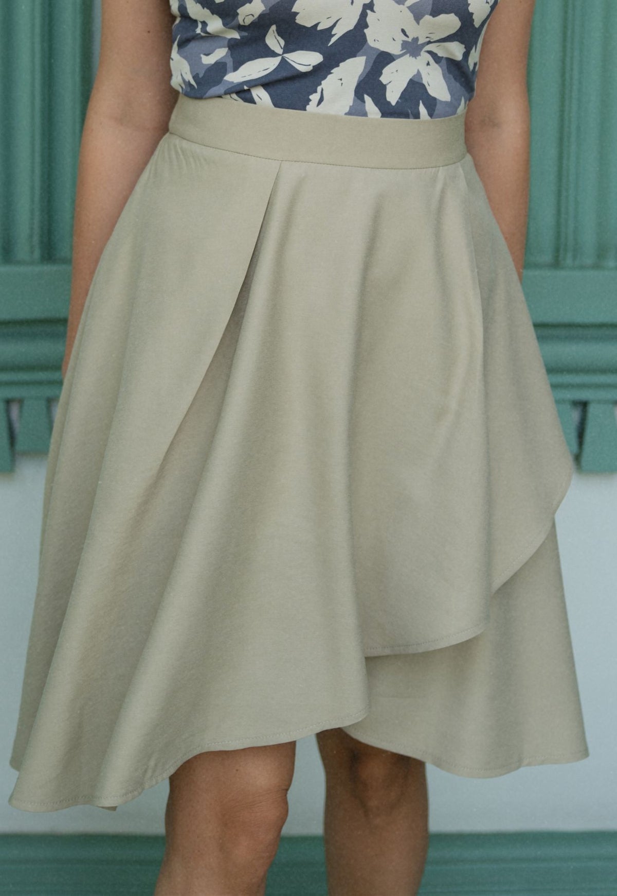 Avril Green skirt